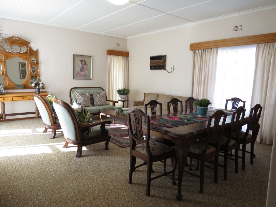 4 Bedroom Property for Sale in Kakamas Northern Cape